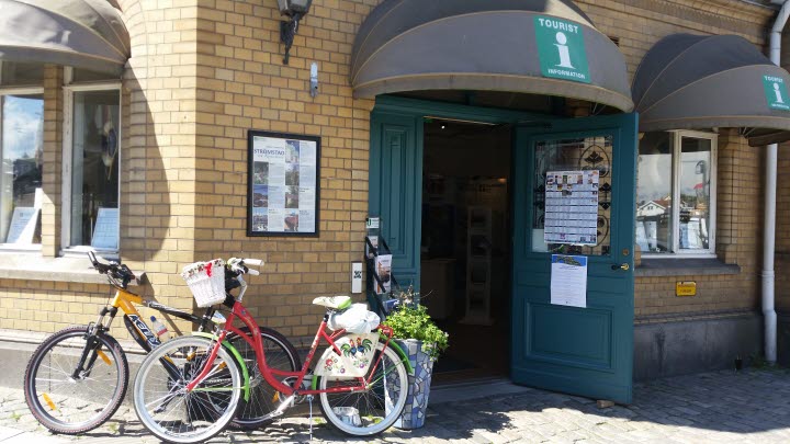 Entrance Strömstad tourist office