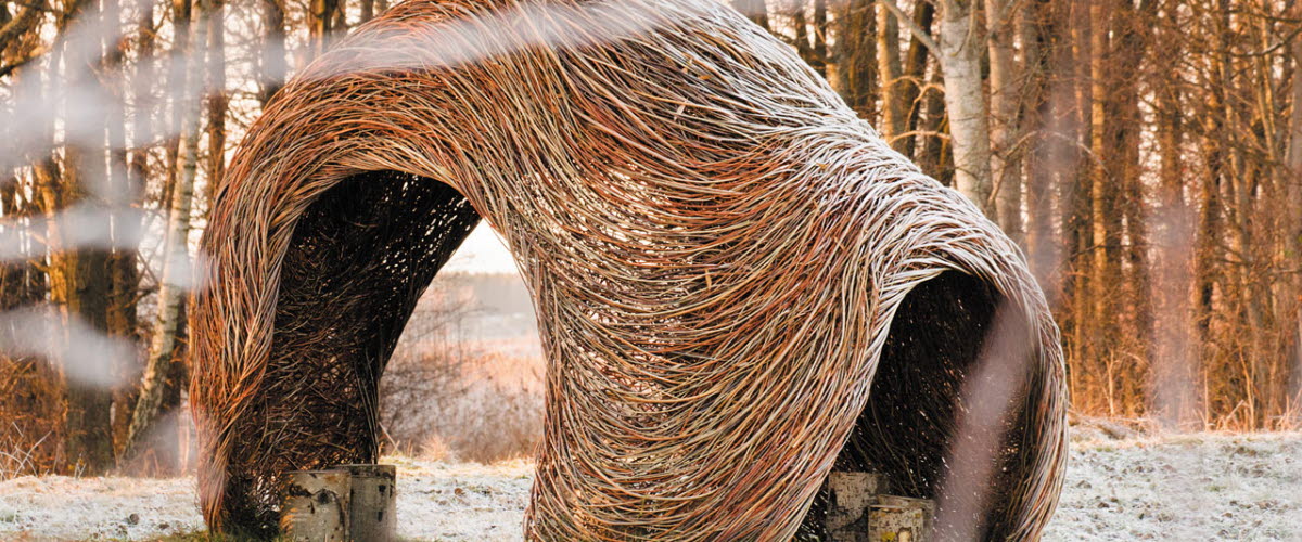 Konstinstallation "Bäcken shelter" (Nästet) vid Bäcken i Mariestad. 